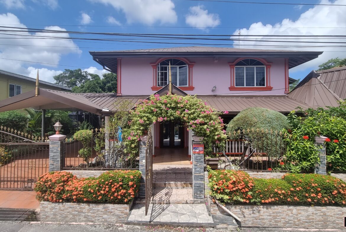 Cen-Trin Real Estate Management Services Limited - 5 Bed Luxury Home in Serenity Park (TT$3.39M)
