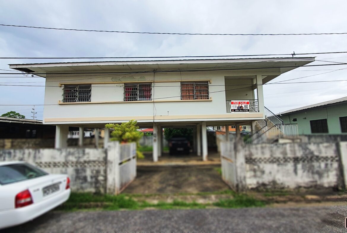 Tunapuna Investment Property: 3-bedroom house with front porch, ideally located near Eastern Main Road and Priority Bus Route.