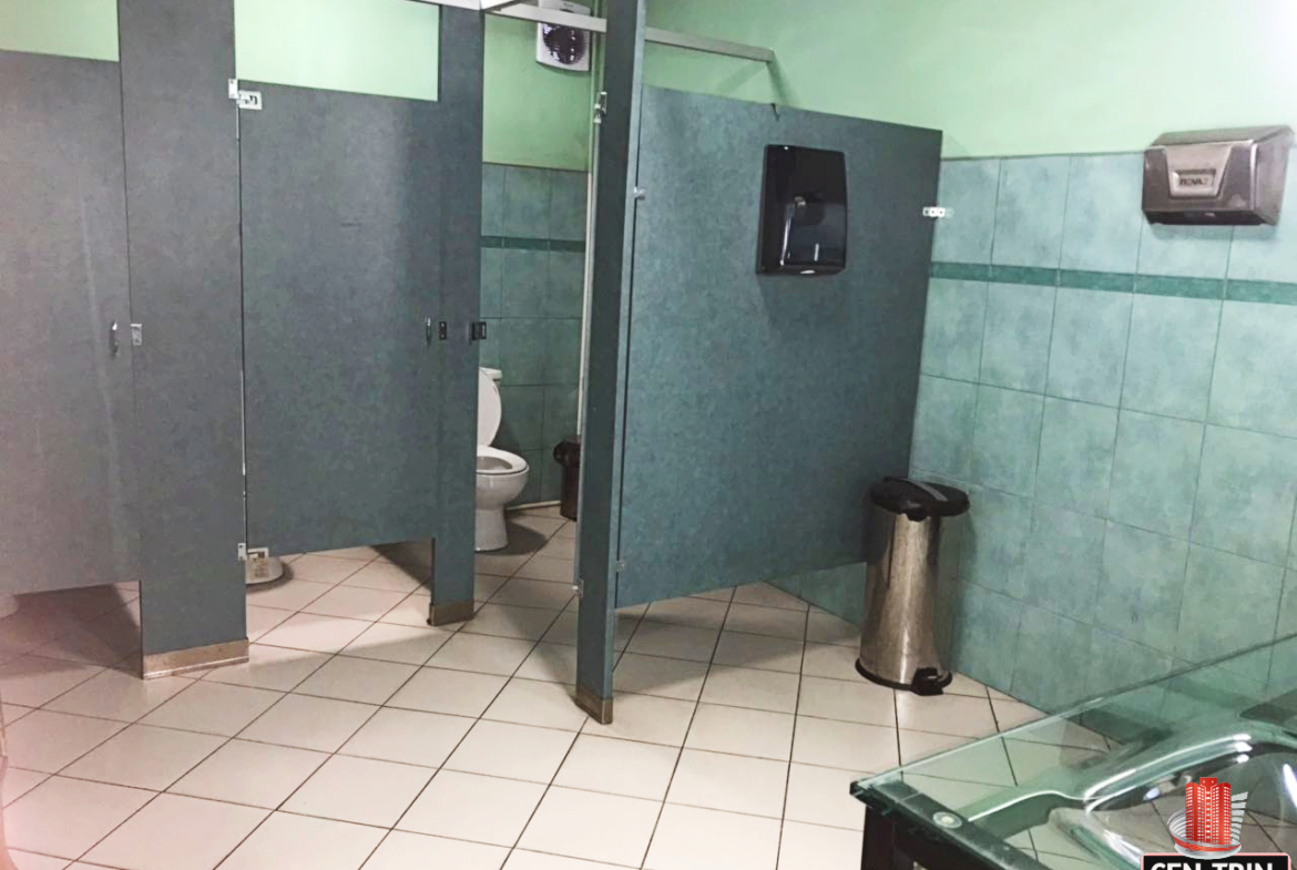 Prime Commercial Building - Washroom Area