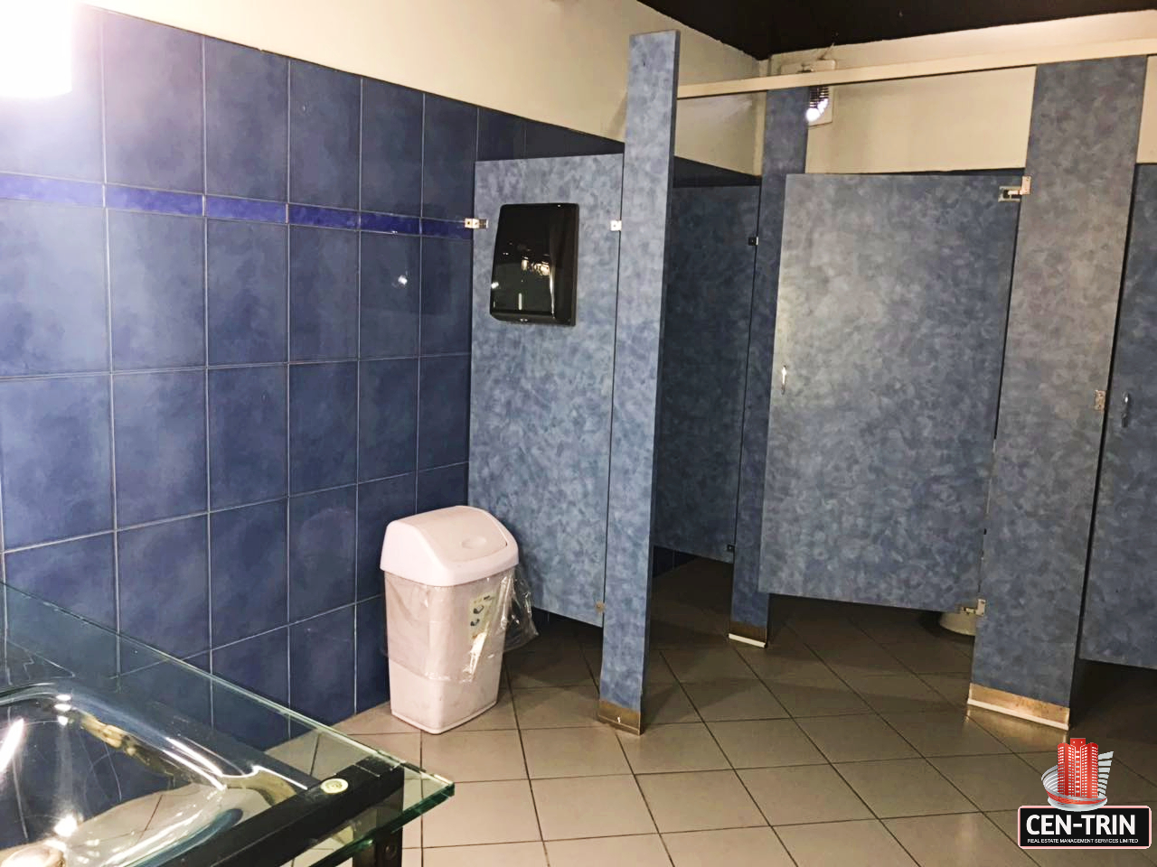 Prime Commercial Building - Washroom Area